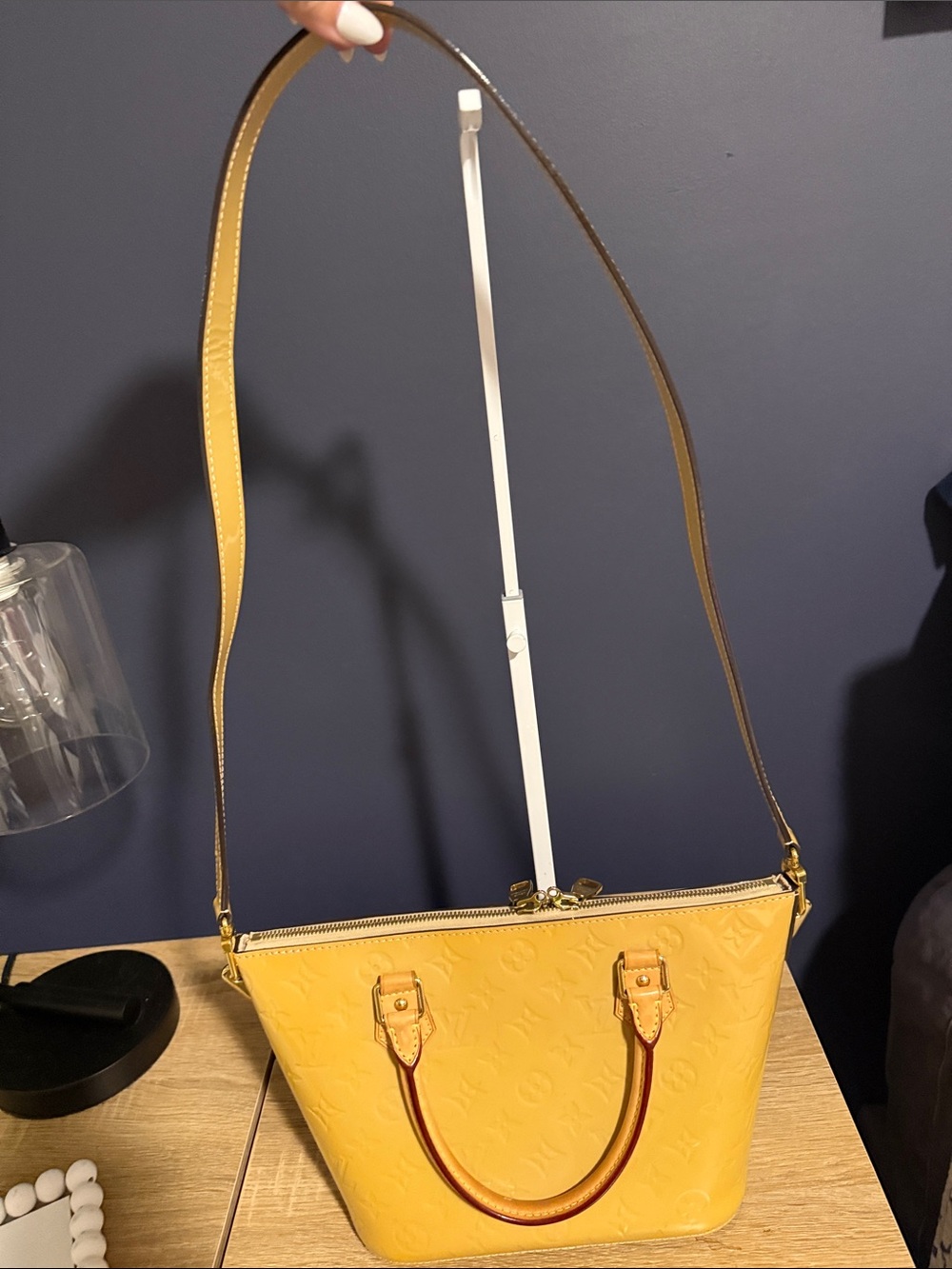 Louis Vuitton Yellow Vernis Alma Satchel w/ matching yellow shoulder strap❣️ - Picture 3 of 17